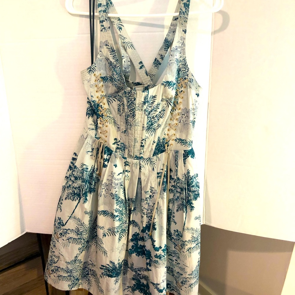 Leifsdottir dress size 10
